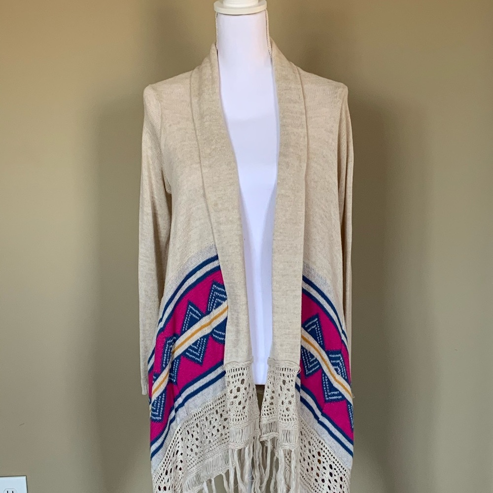 🌿 Super Cute Fringe Cardigan